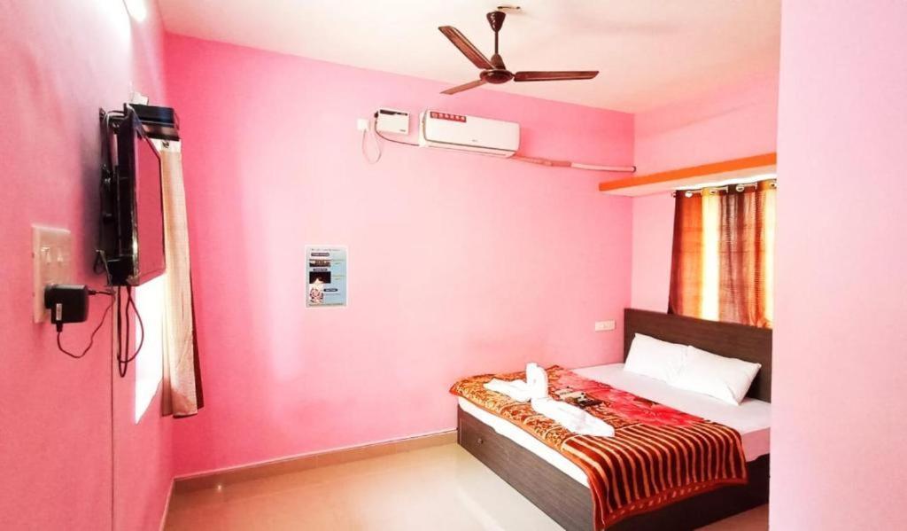 Appartamento Royal Grand Residency Pondicherry Esterno foto