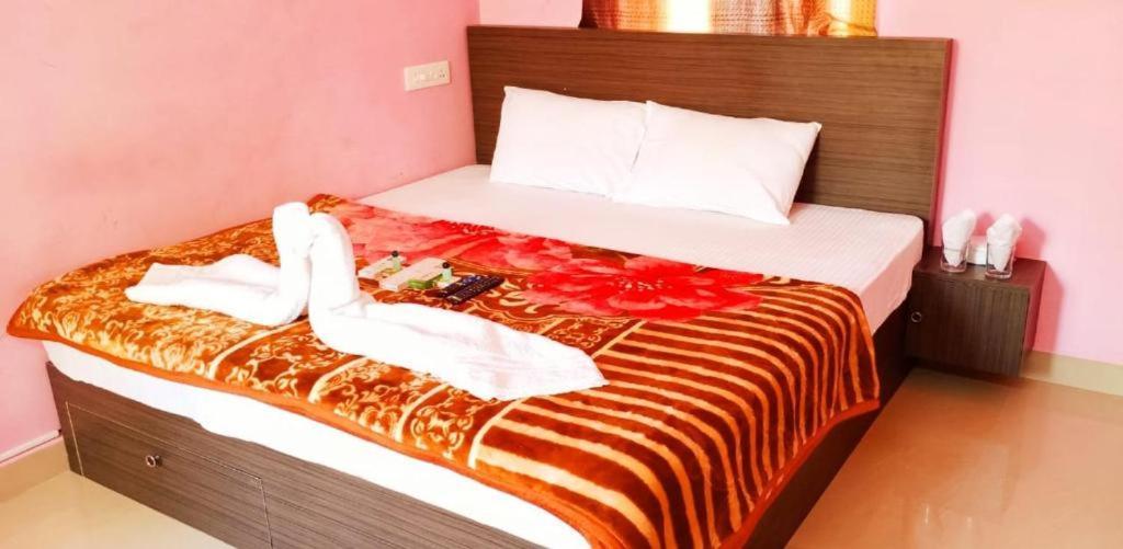 Appartamento Royal Grand Residency Pondicherry Esterno foto