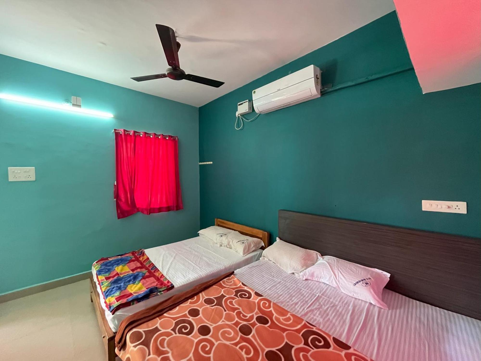 Appartamento Royal Grand Residency Pondicherry Esterno foto