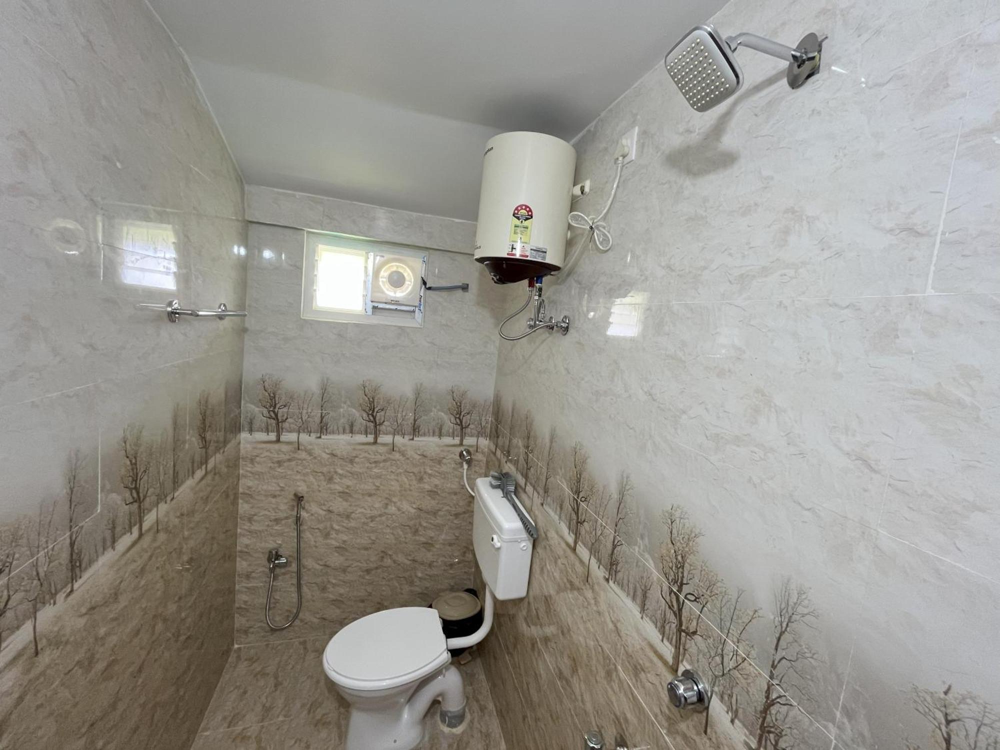 Appartamento Royal Grand Residency Pondicherry Esterno foto