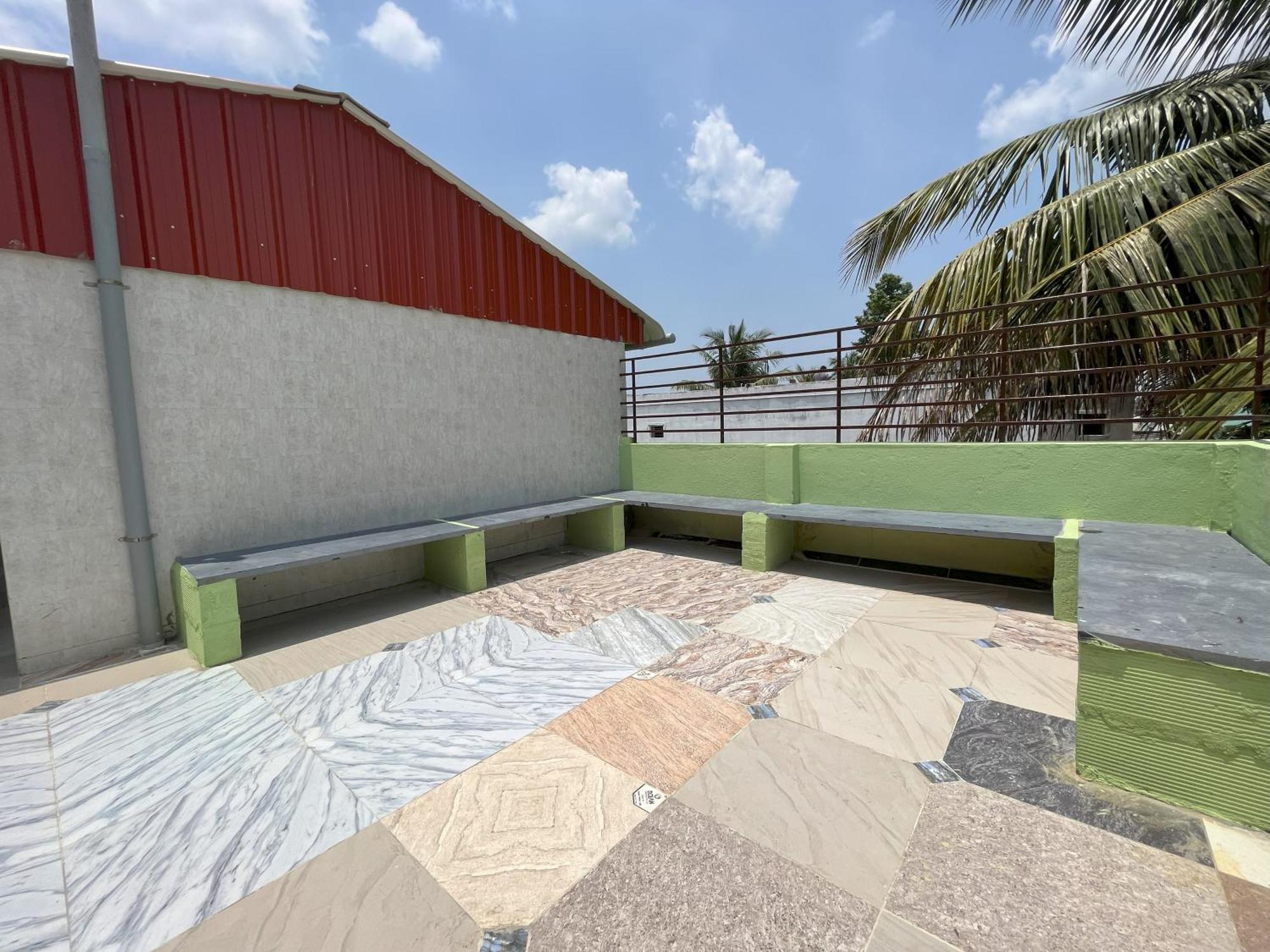 Appartamento Royal Grand Residency Pondicherry Esterno foto